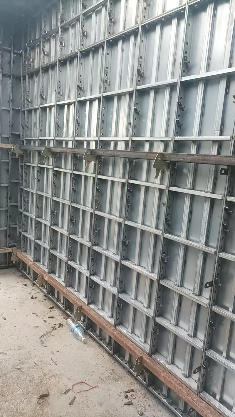 tensile-strength-test-for-shoulv-steel-formwork